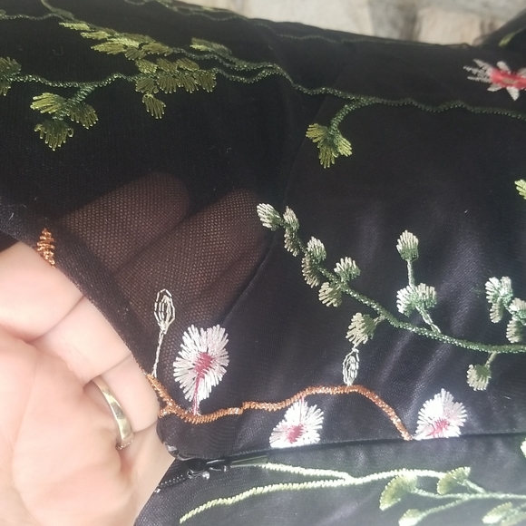 💙Black sheer embroidered dress - Picture 16 of 16